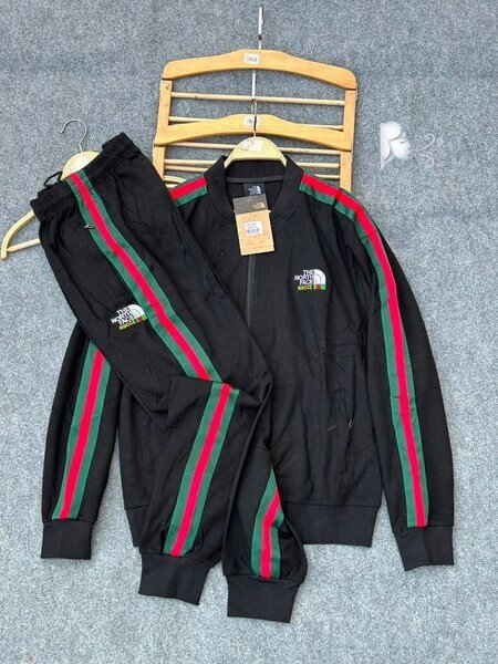 Tenue de survêtement chic