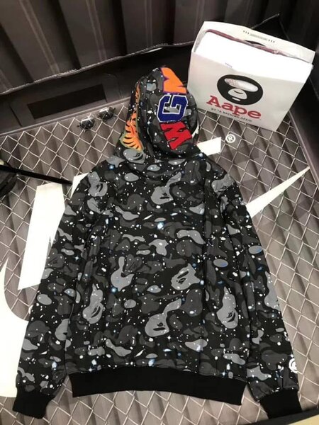Pull over bape authentique