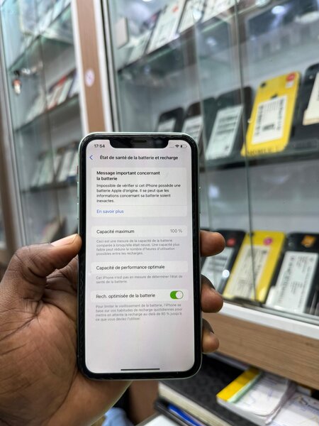 11 simple 64Go tout passe