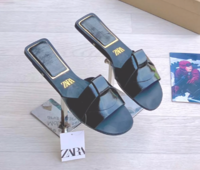 Women's summer flip flops