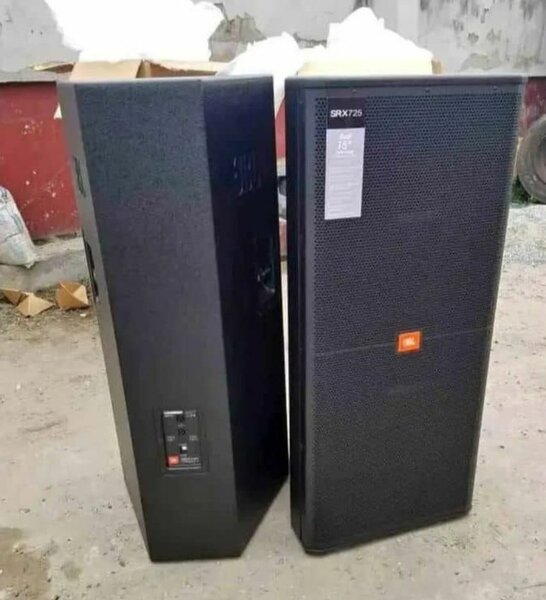 BAFFE JBL Professional SRX725