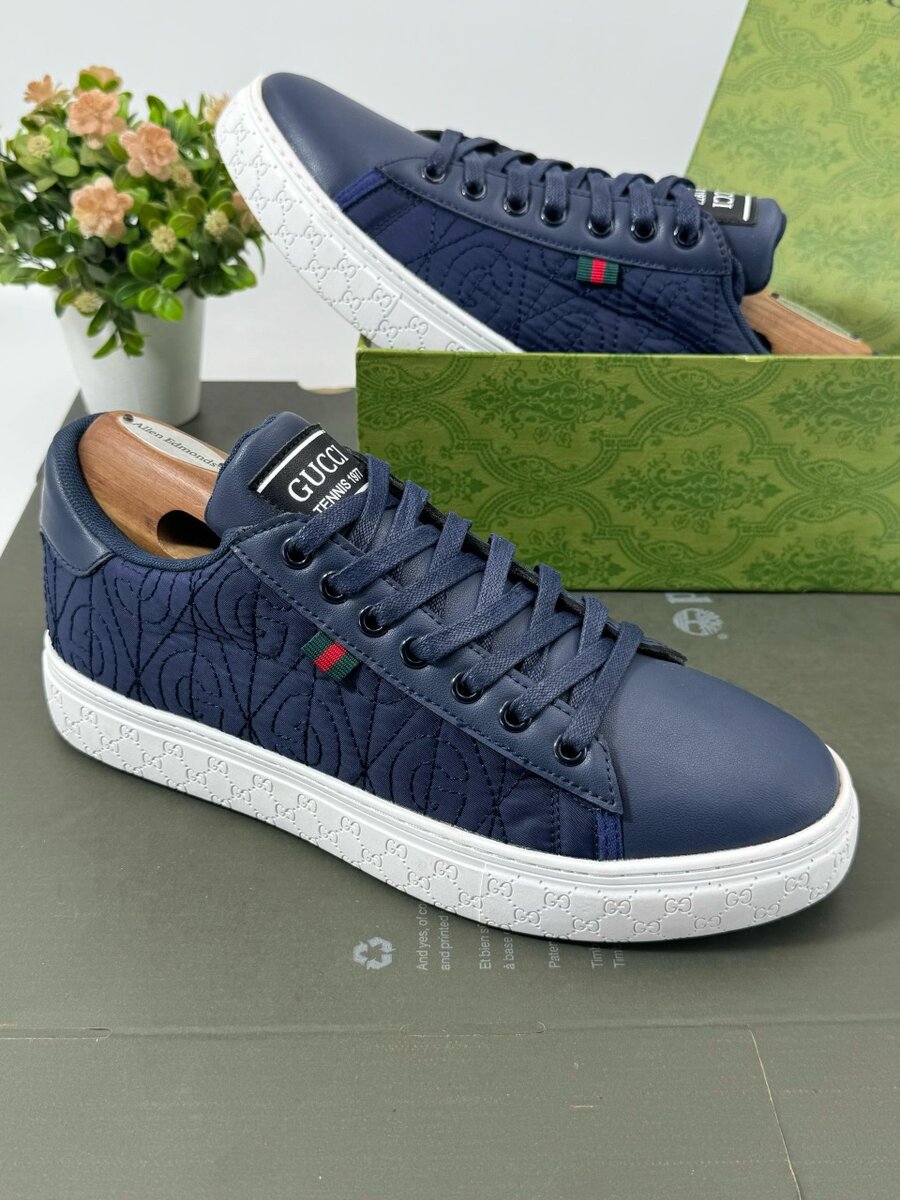 GUCCI NAVY