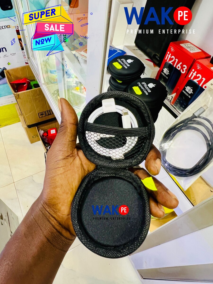 IPHONE TYPE-C  CABLE WITH CASE