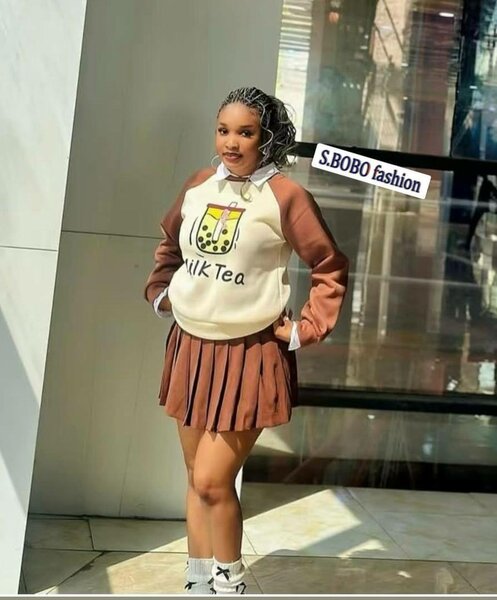 Ensemble pull-over et jupe