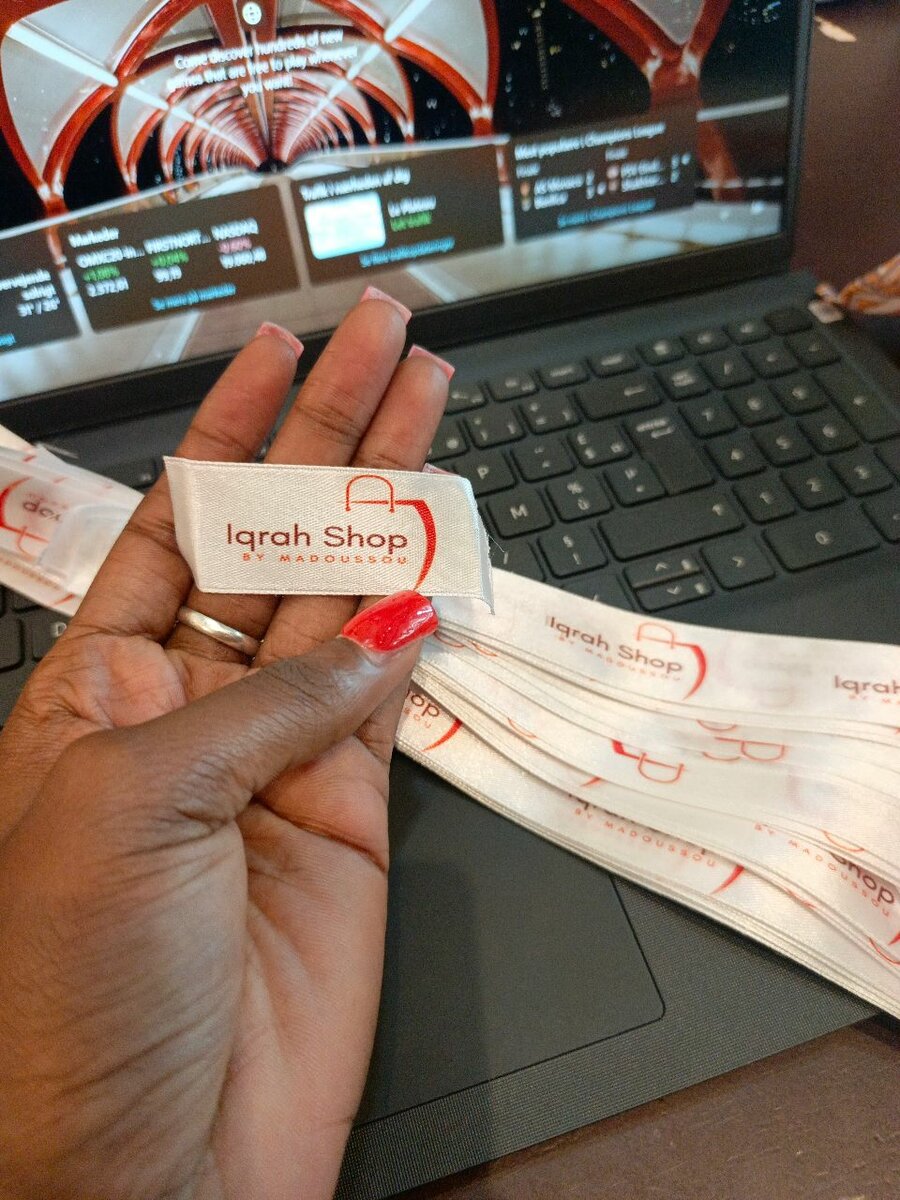 Étiquettes Personnalisées pour Vêtements