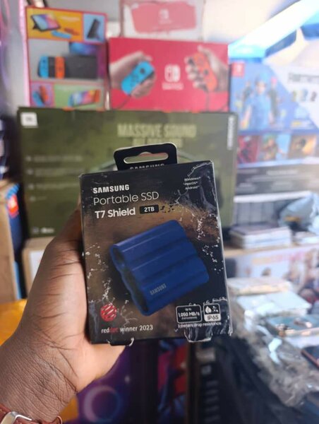 Samsung T7 Shield SSD Portable 2TB