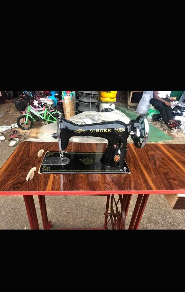 Machine à coudre vintage