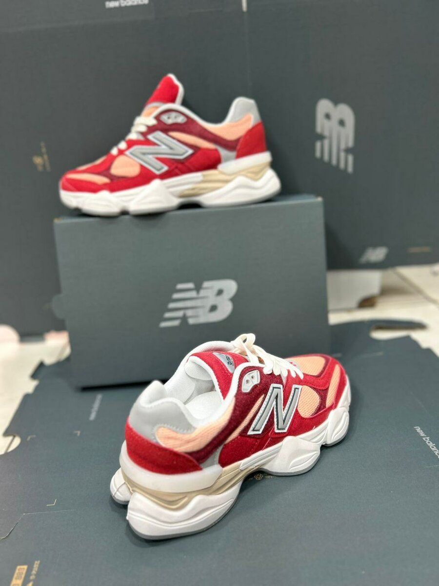 New Balance 9060