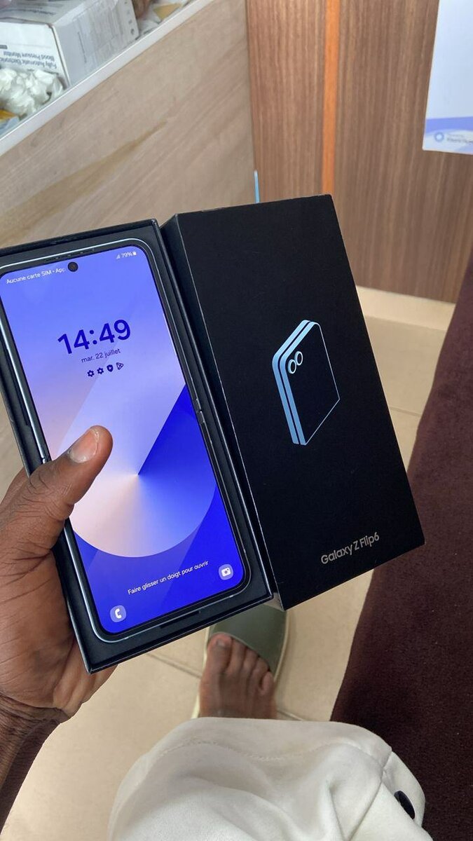 Samsung Galaxy Z Flip6 casi ne