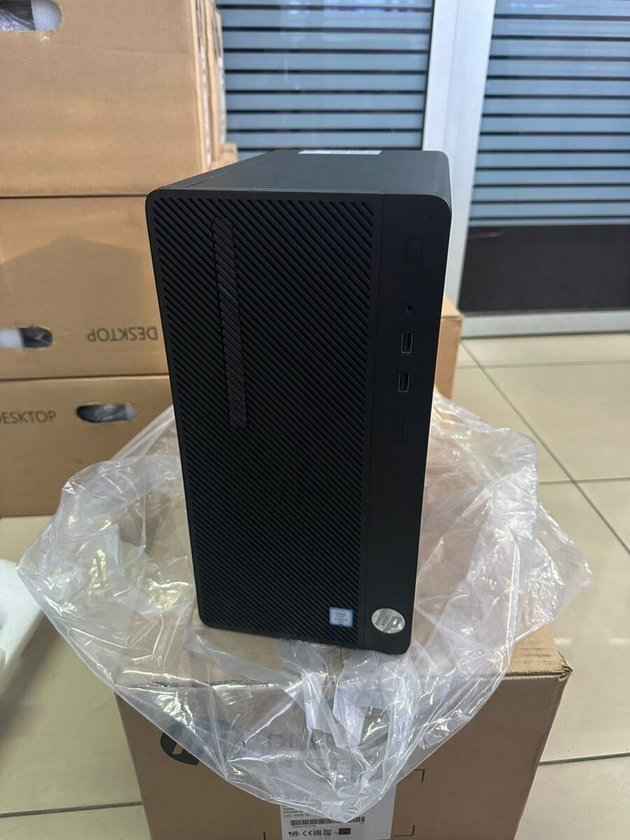 HP P22v G5 Moniteur FHD 22"