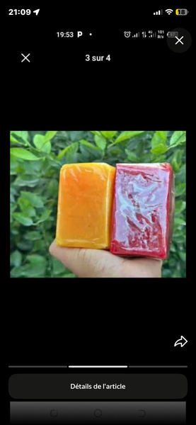 Savon artisanal coloré