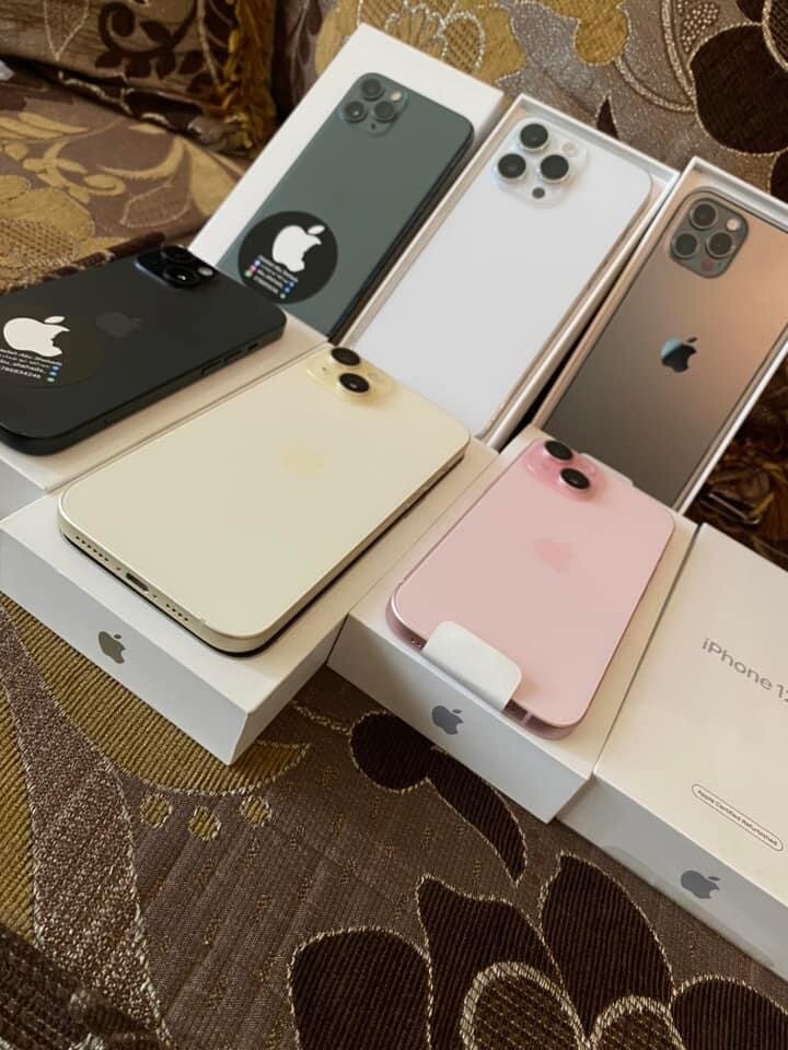 neuf disponible état très propre   iPhone 7 32g :  iP