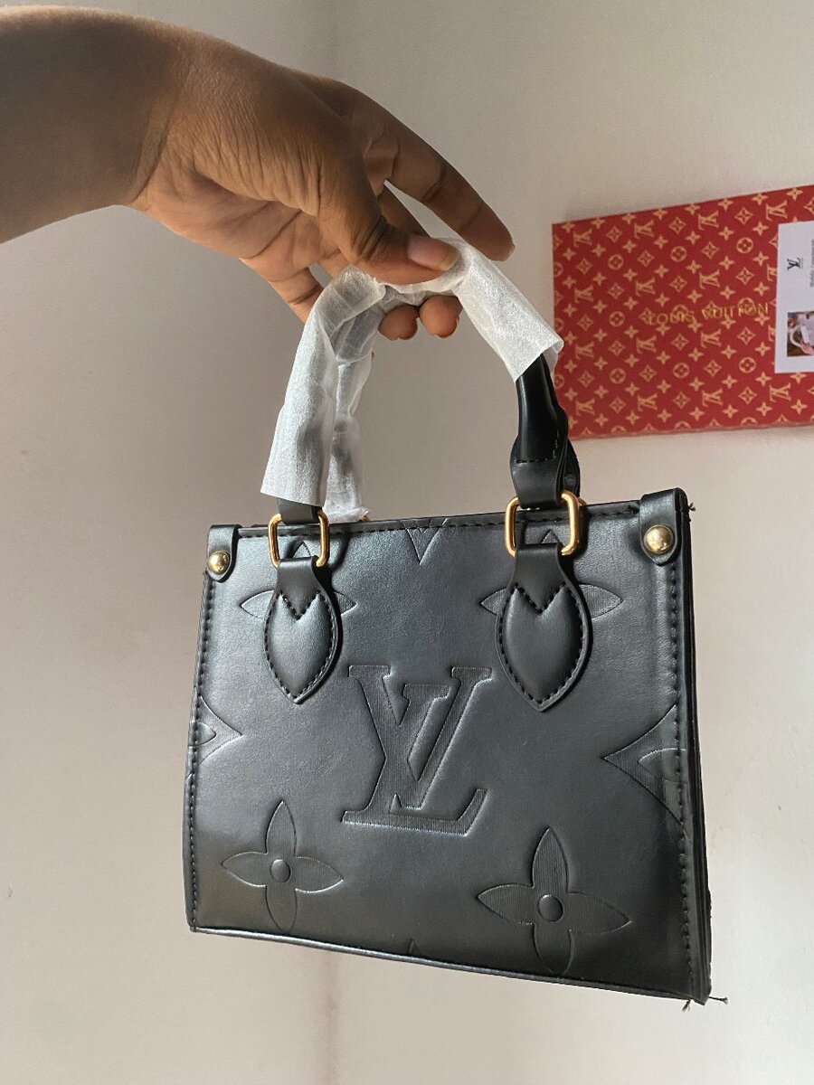 LV  mini