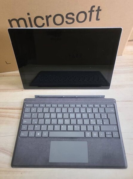 [ MICROSOFT SURFACE PRO