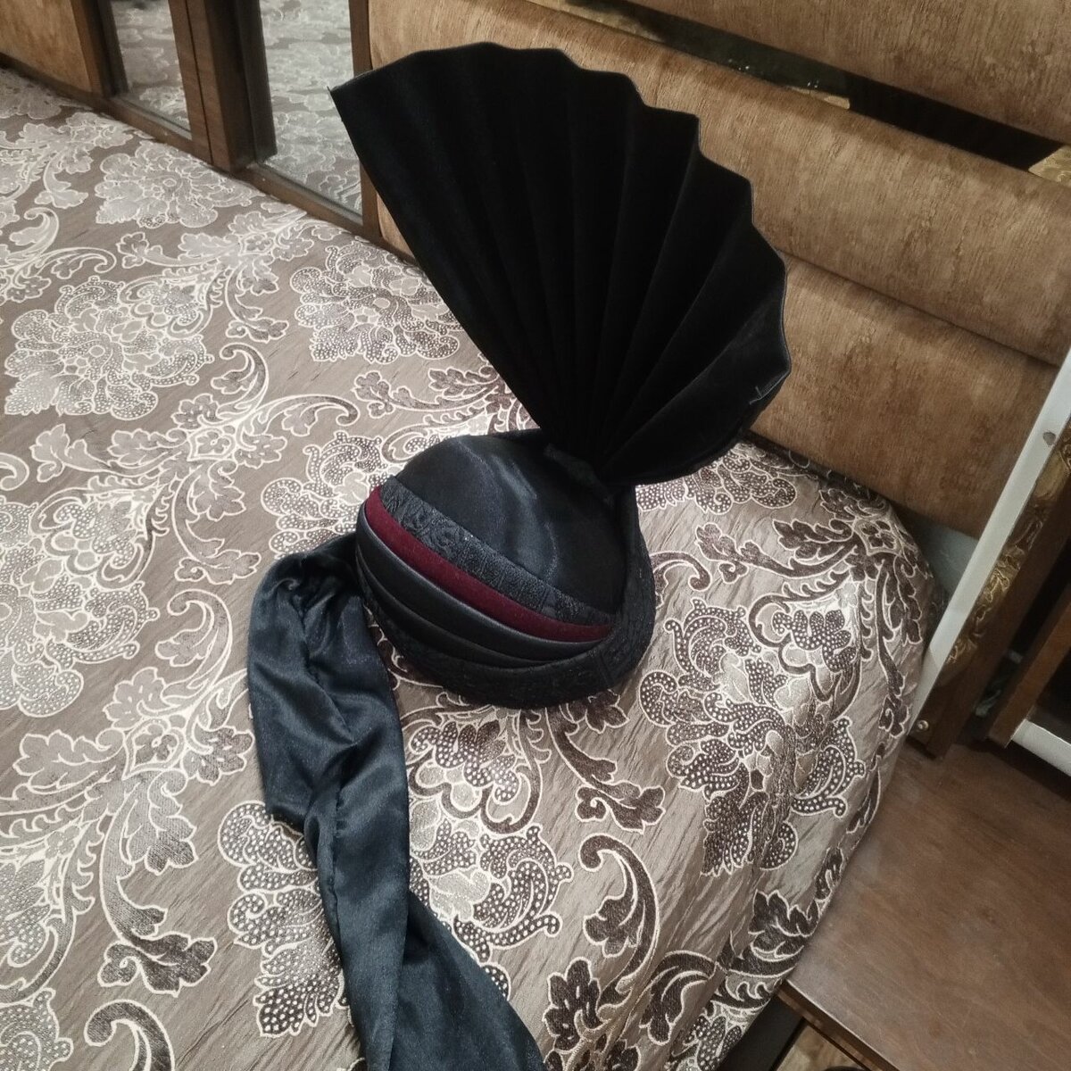 Sherwani with khussa kulla and inner suit