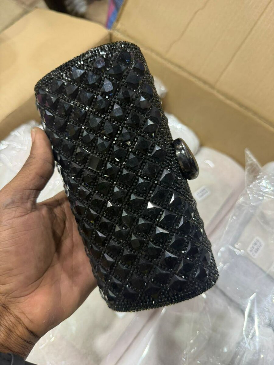 Pochettes de soirée élégantes