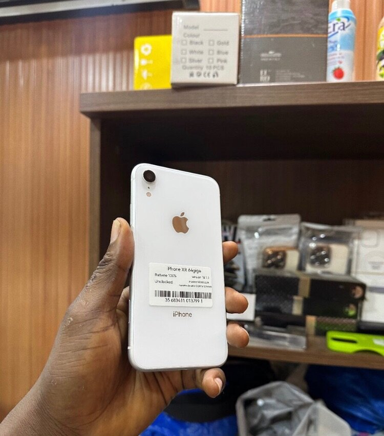 iPhone XR 64GB Blanc Débloqué