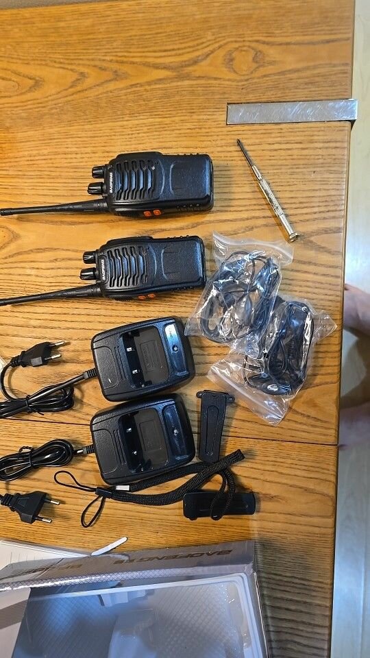 Boafeng 888s walkie talkie Two Way Audio Communication