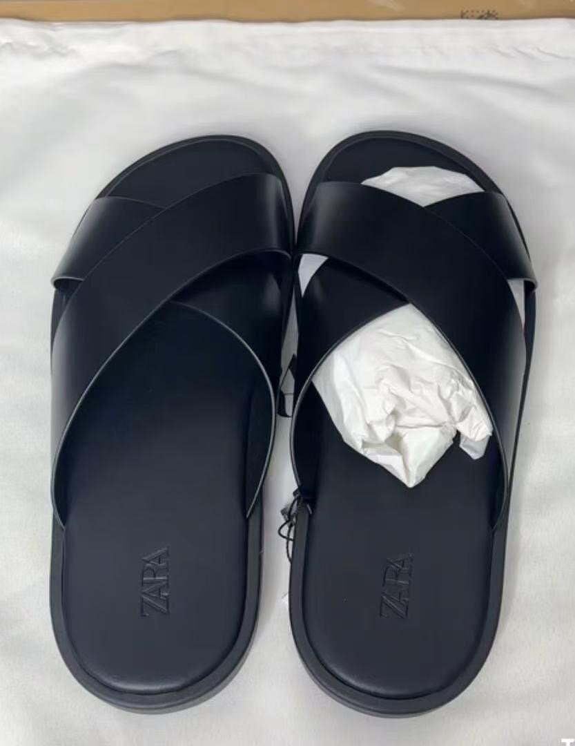 Sandales en cuir croisées