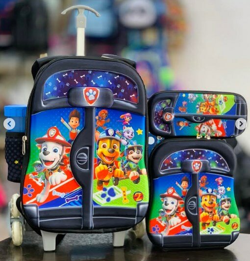 Set of 4 items for school with print "Paw Patrol"
