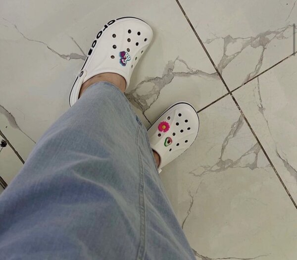 Кроксы +джиббитс в подарок