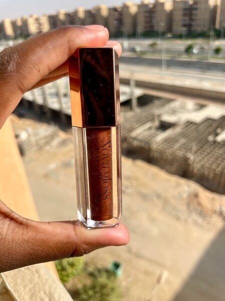 NOVA: Gloss pigmenté/coloré