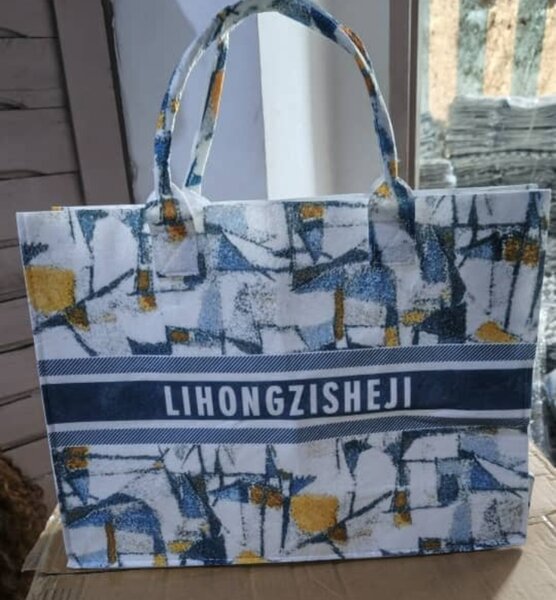 Sacs cabas élégants imprimés