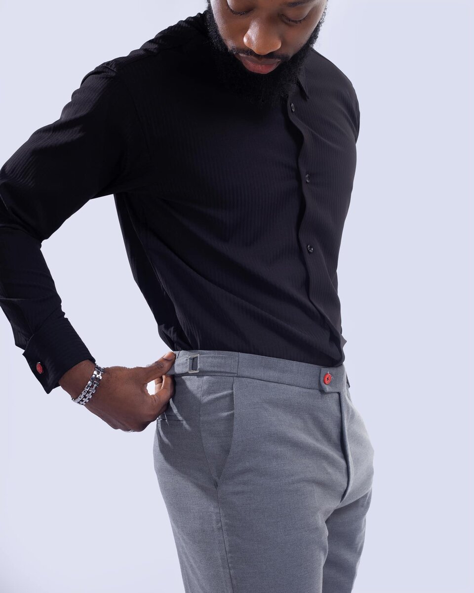 Chemise habillée Slim en satin de coton stretch uni Noir