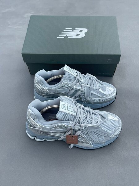 New Balance Sneakers Unisex