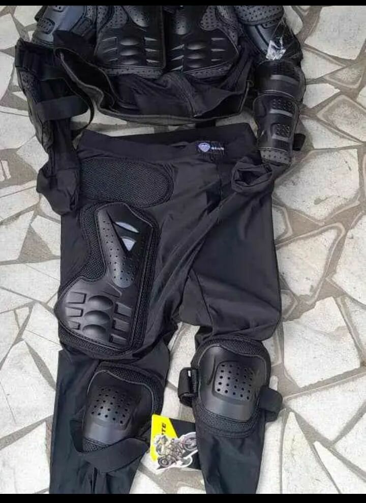 Protection Moto Homme - Équipement de Sécurité