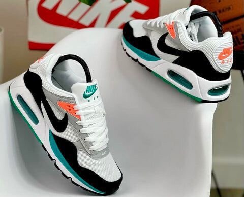 Baskets Air Max Modernes