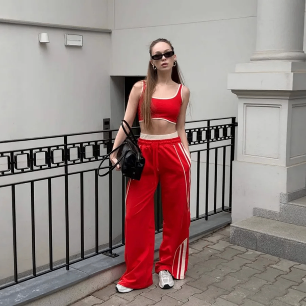 Ensemble de sport rouge tendance