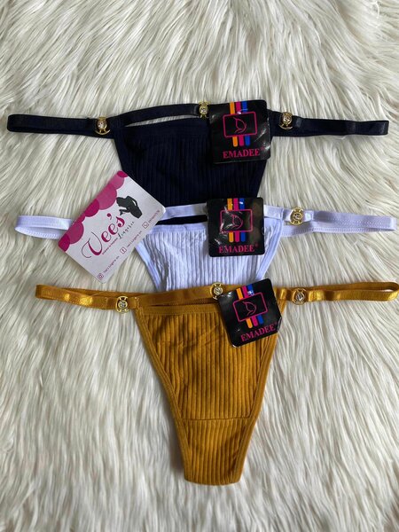 Strings et culottes pour femmes