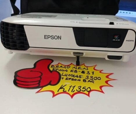Projector epson eb x31
