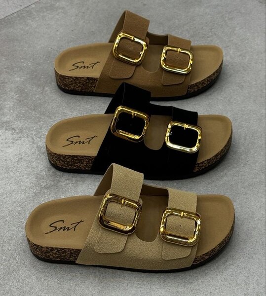 Sandales plates à deux brides et boucle