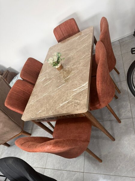 Table à manger moderne 6 places