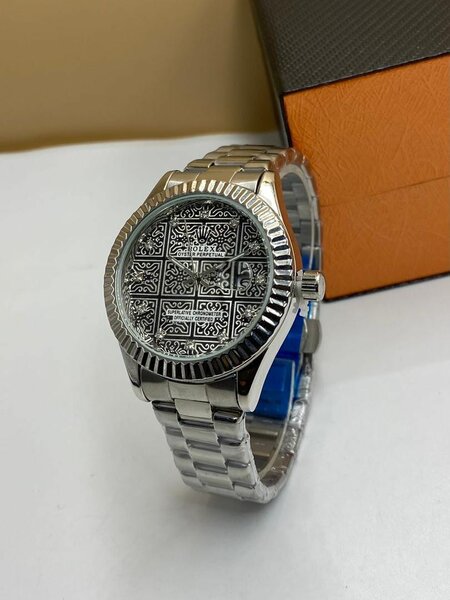 Chic montre  rolex homme et femme disponible