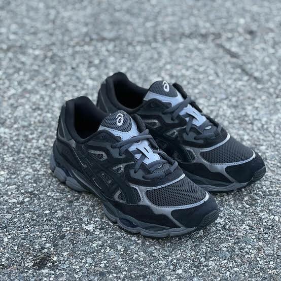 Baskets running noires légères