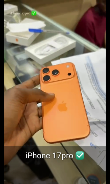iPhone 17 Pro Orange