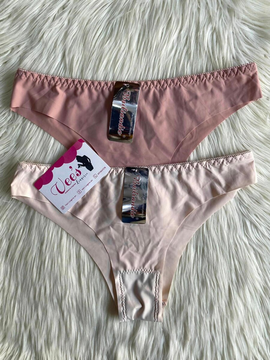 Strings et culottes pour femmes