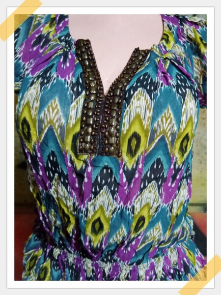 Robe élégante et colorée