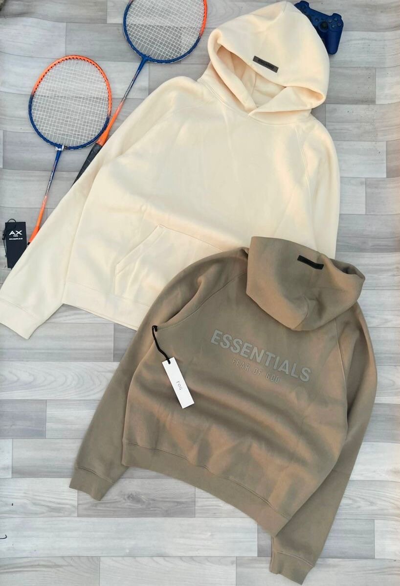 Sweat-shirts Essentials et Drew