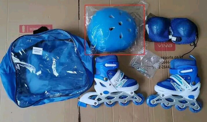 Patins à roulettes pour enfants avec casque et protections