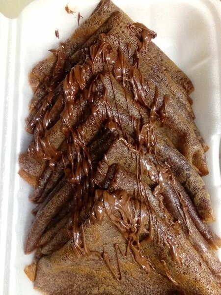 Crêpes délicieuses au chocolat