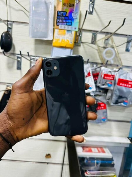 iPhone 12 Pro Max noir débloqué