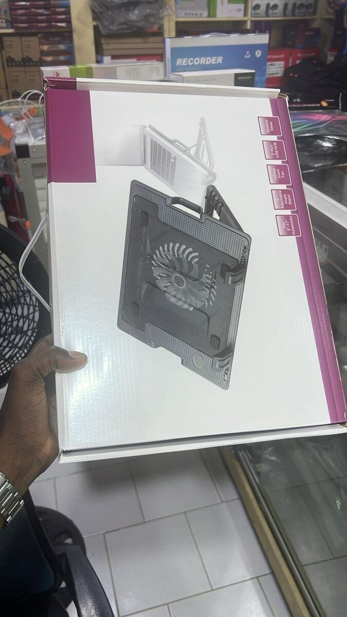 Support refroidisseur pour ordinateur portable