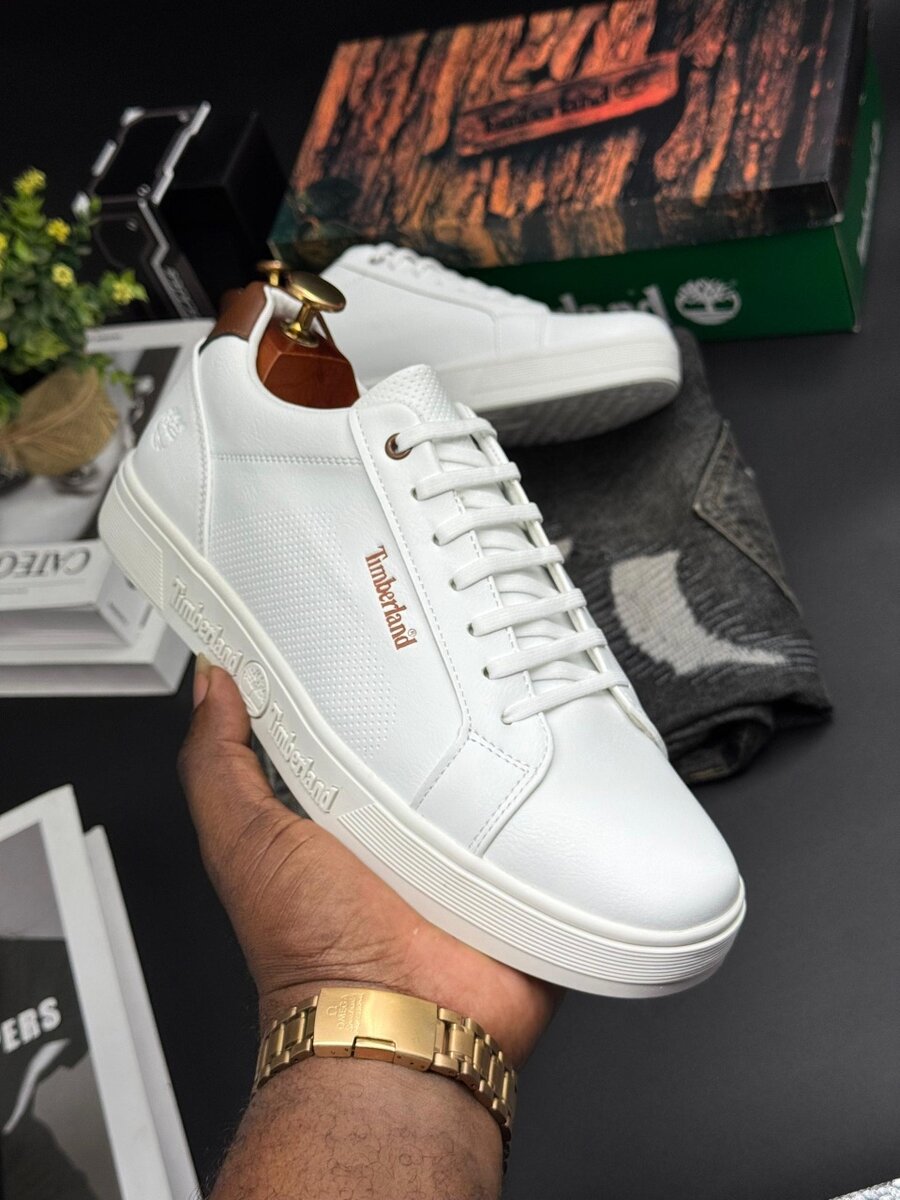 TIMBERLAND ALL WHITE