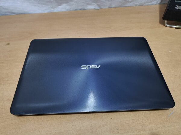 Asus X556UQK