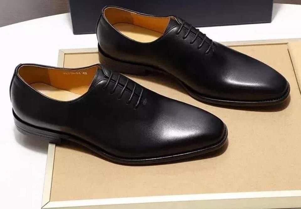 Caussures habillées noires pour hommes