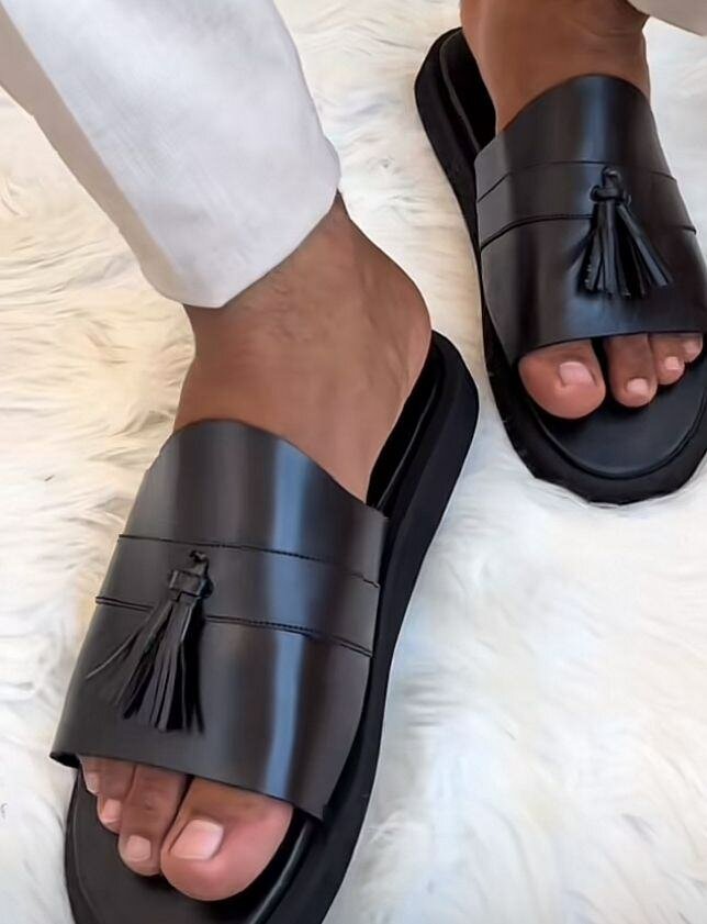 Claquettes élégantes pour hommes